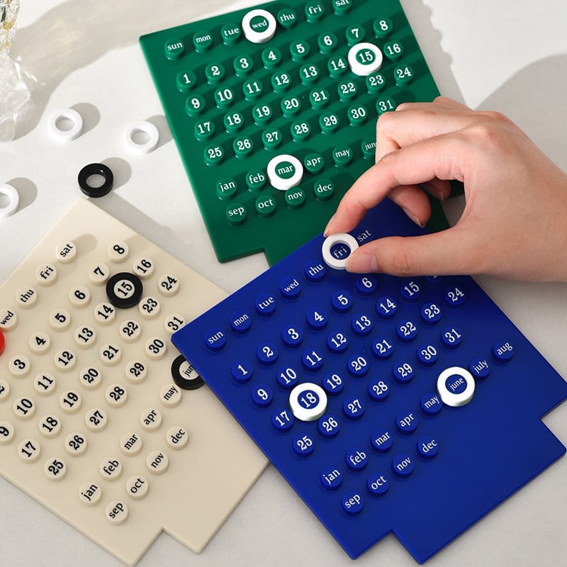 Manual diy loop calendar